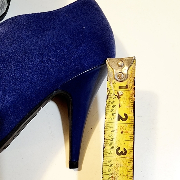 Christian Siriano Elegant Blue Peep-Toe Heels size 6.5 - Picture 9 of 14
